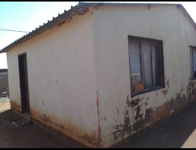 2 BEDROOM HOUSE FOR SALE IN SOSHANGUVE SOUTH